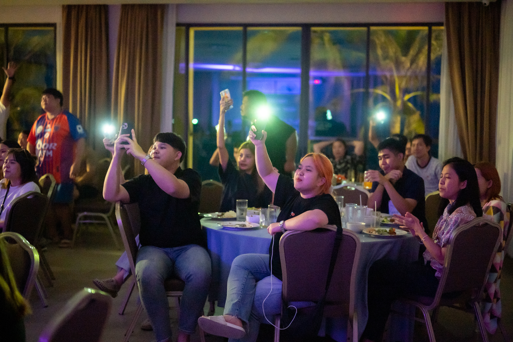 จัดกิจกรรมทีมบิ้วดิ้ง ประจำปี 2023 One World Tour & World Connections