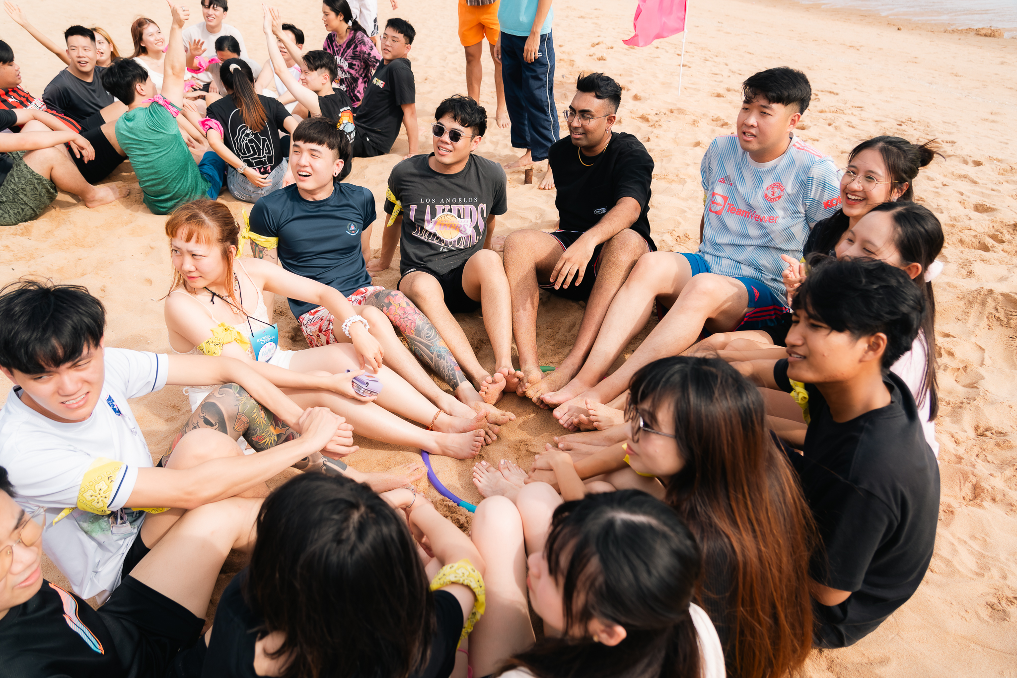 Team Building สุดมันส์ กีฬาชายหาด พัทยา 2024 | Smileyim SmileTravels