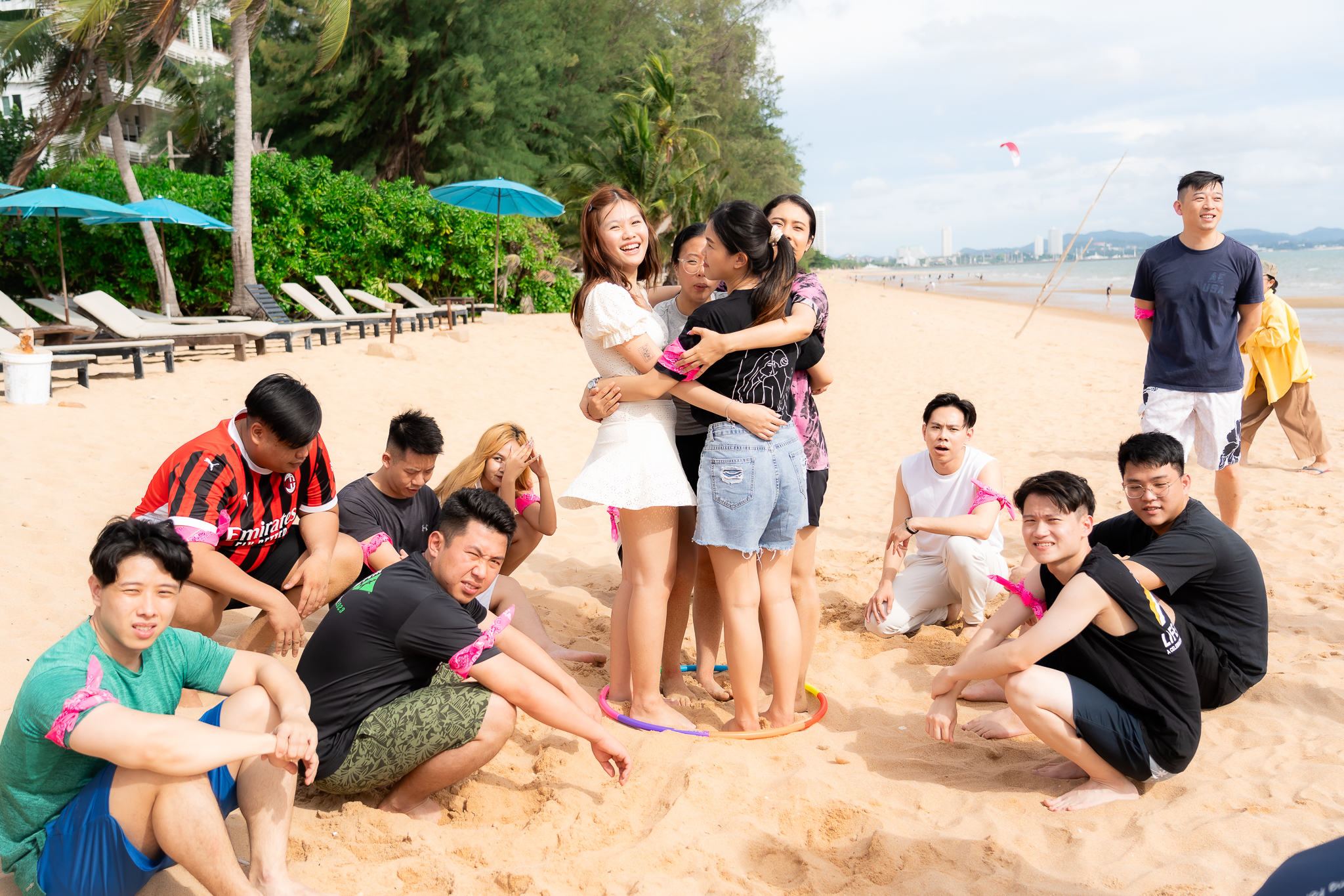 Team Building สุดมันส์ กีฬาชายหาด พัทยา 2024 | Smileyim SmileTravels