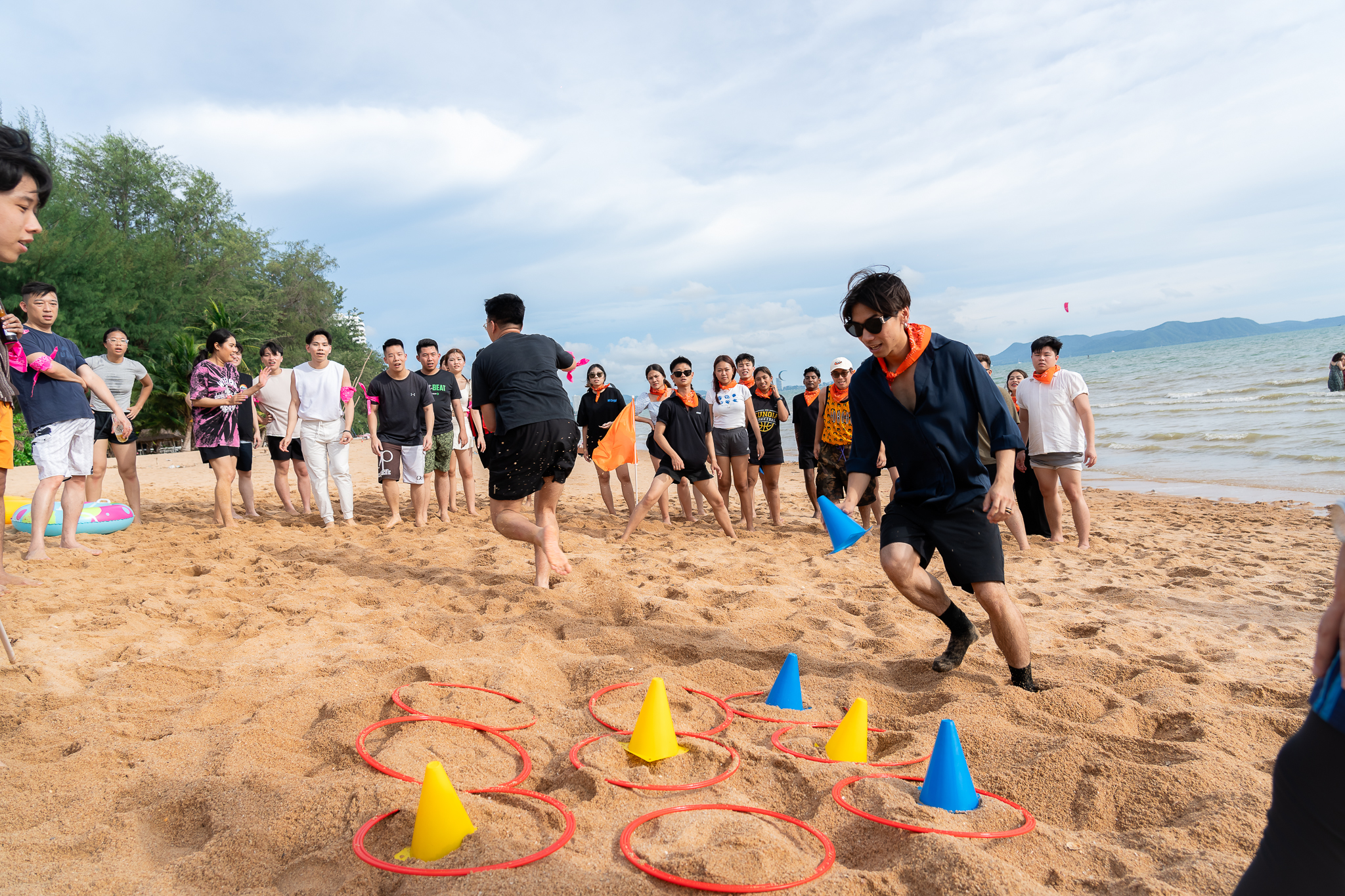 Team Building สุดมันส์ กีฬาชายหาด พัทยา 2024 | Smileyim SmileTravels