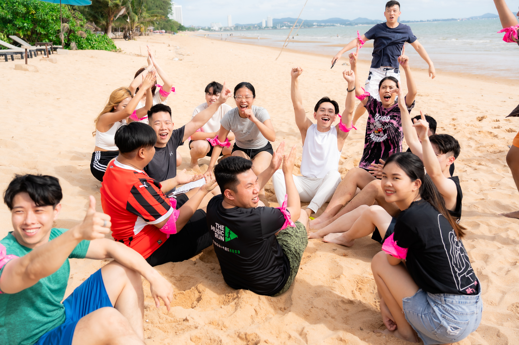 Team Building สุดมันส์ กีฬาชายหาด พัทยา 2024 | Smileyim SmileTravels